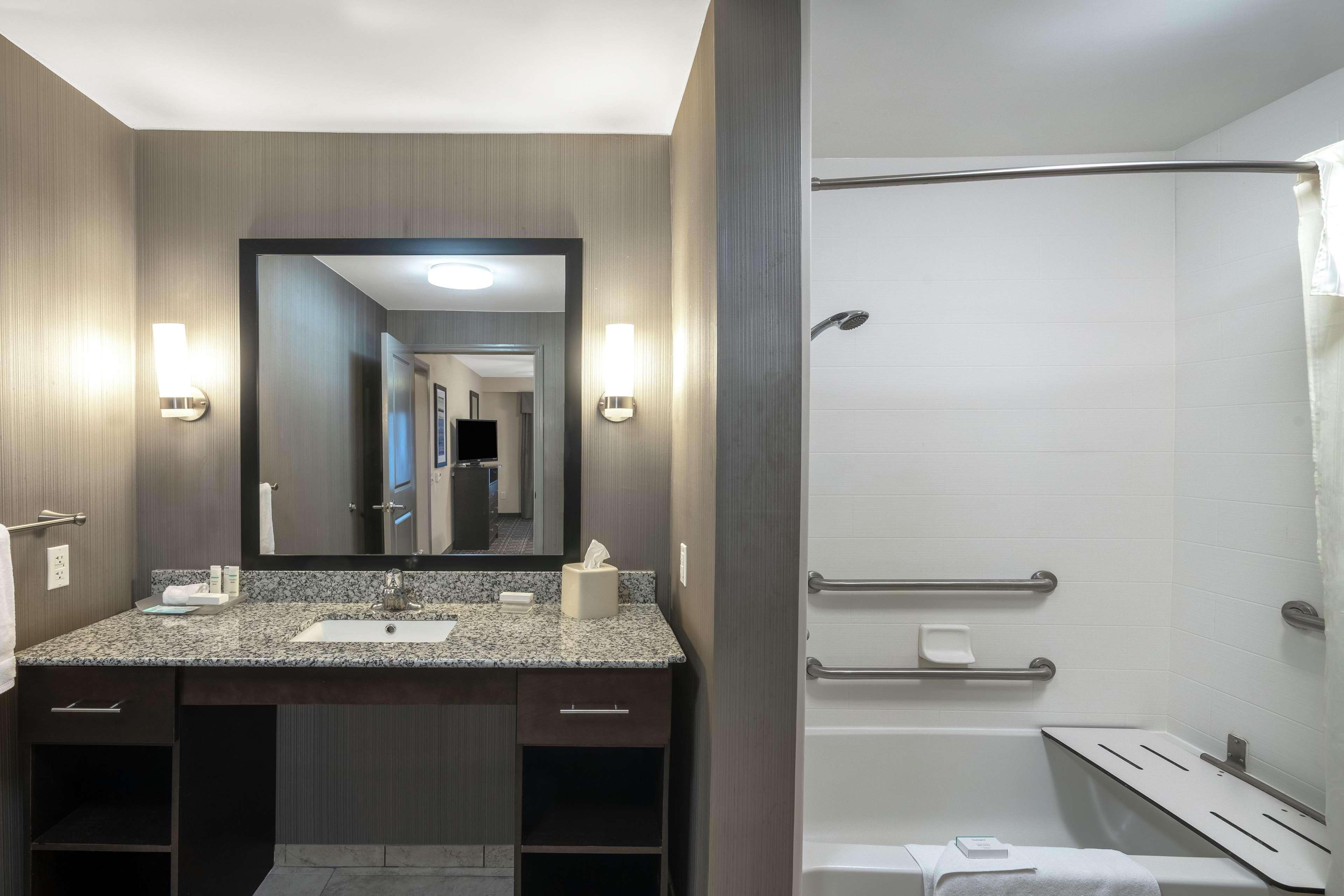 Homewood Suites By Hilton Huntsville-Downtown Bagian luar foto